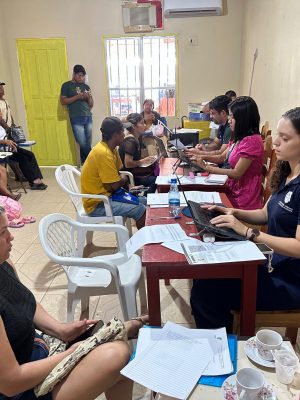 A Defensoria Pública do Estado do Amazonas (DPE-AM) levou atendimento jurídico gratuito ao município de Fonte Boa, no período de 25 a 28 de agosto, no Centro de Referência de Assistência Social (Cras). A iniciativa garantiu mais de 500 atos processuais e extraprocessuais, entre novos atendimentos, petições e acompanhamento de custodiados na delegacia local.